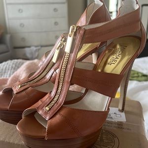 Michael Kors stiletto sandal. Never worn  size 9